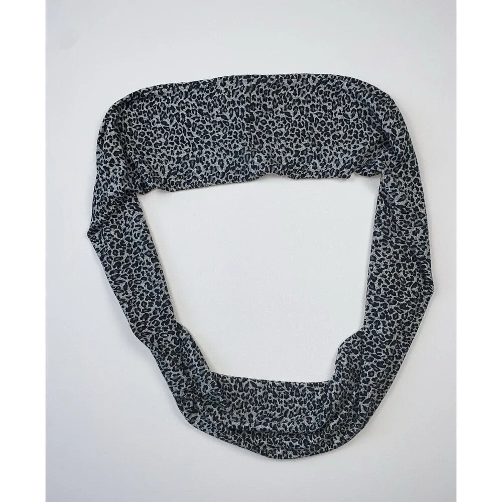 Women’s Black Gray Animal Print Infinity Scarf Polyester 35” x 7”